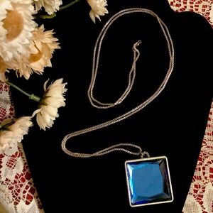 Necklace Blue silver-tone square cut pattern pendant with chain necklace NEW